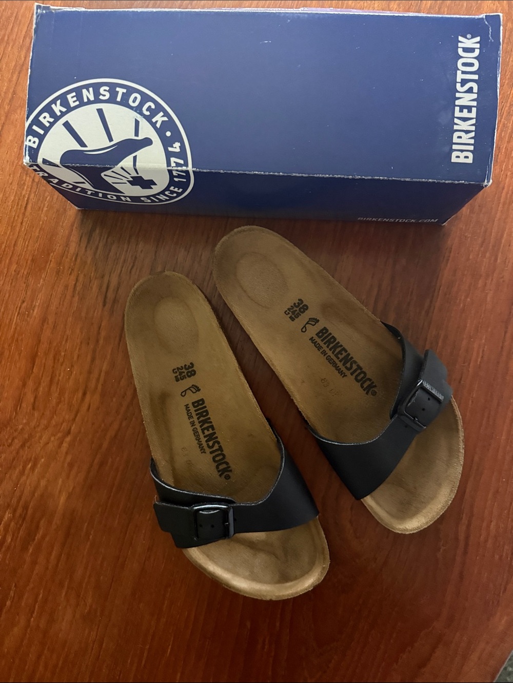 Black Birkenstock Madrid Women’s Size 38 - never worn! - Picture 2 of 7